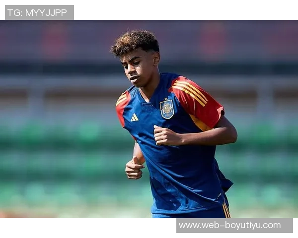 亚马尔19岁前欧冠进球7个超越劳尔仅次于姆巴佩