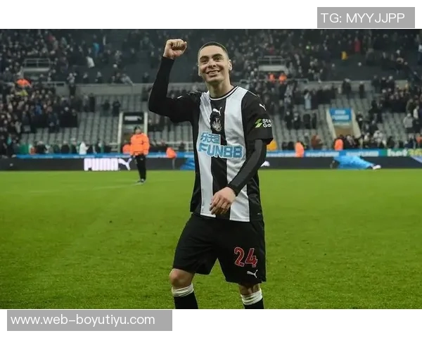 阿尔米隆首开纪录小川航基远射扳平日本队与巴拉圭战成平局