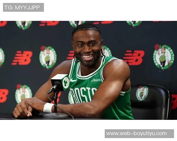 杰伦布朗：全力以赴展现自我同时激励身边队友共同进步